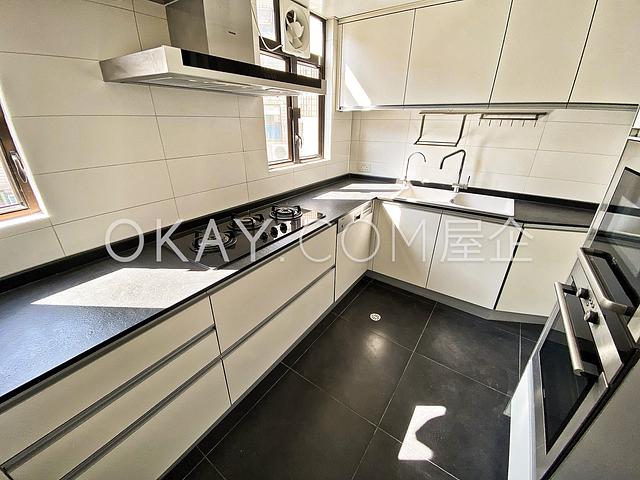 Crescent Heights | Crescent Heights, Mid-levels