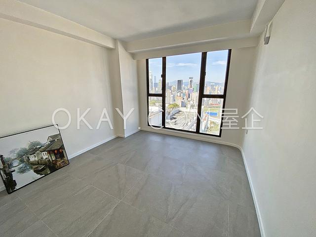Crescent Heights | Crescent Heights, Mid-levels