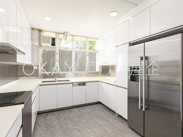 Redhill Peninsula - Cedar Drive | Redhill