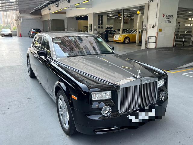 2006 Rolls-Royce Phantom EWB  