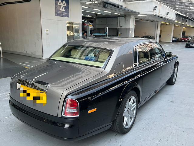 2006 Rolls-Royce Phantom EWB  