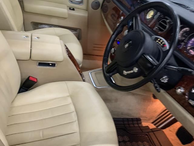 2006 Rolls-Royce Phantom EWB  