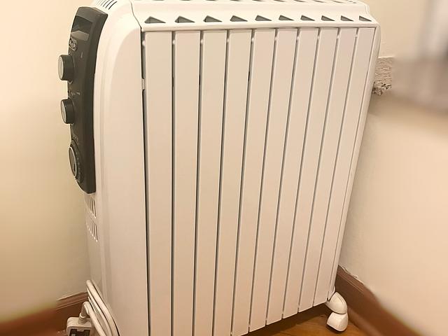 De'Longhi Dragon4 Oil Filled Radiator / Heater