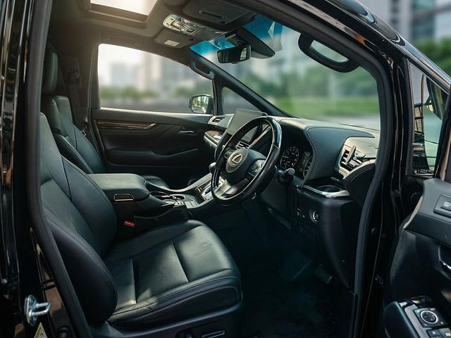 2020 Lexus LM350 
