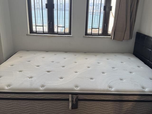 SEAVIEW BEDROOM.