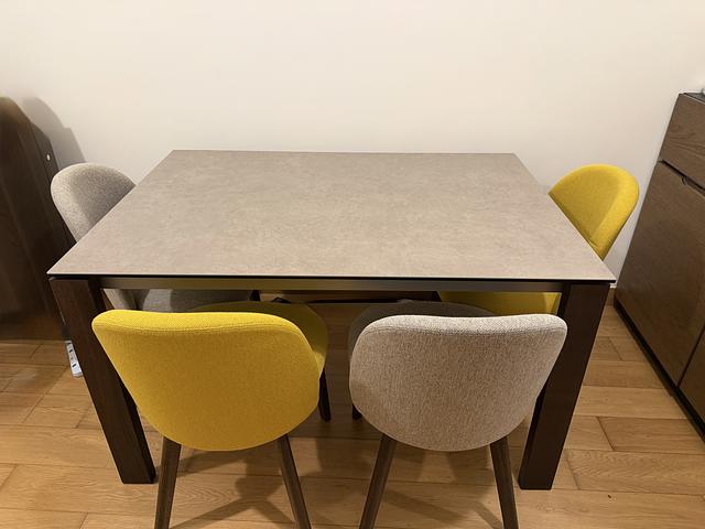 Connubia extendable ceramic top dining table