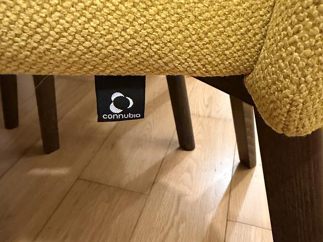 Connubia dining chairs x4