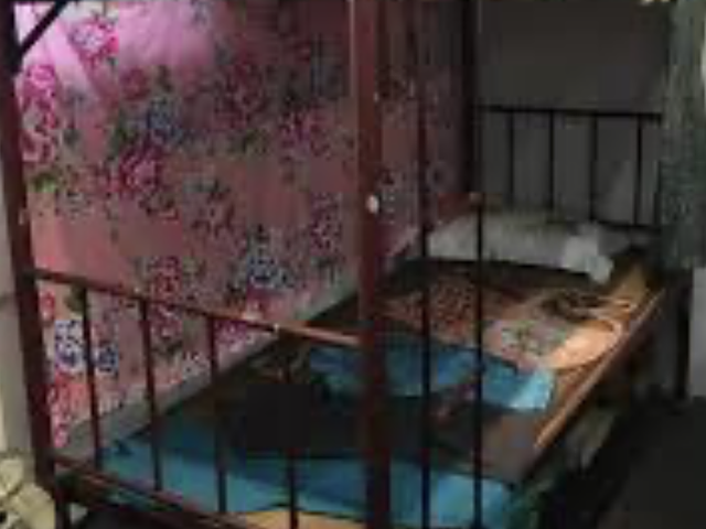 Iron double decker bed