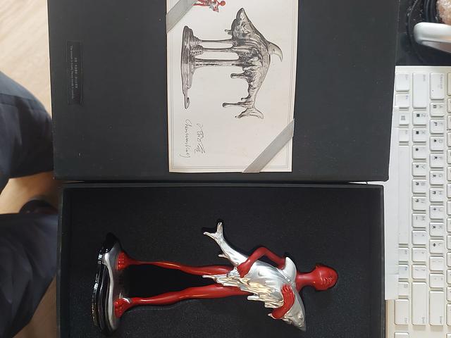 Contemporary Asian Art Memorabilia