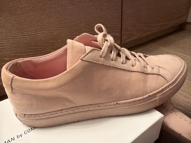 Common Projects Leather Sneakers Size 40