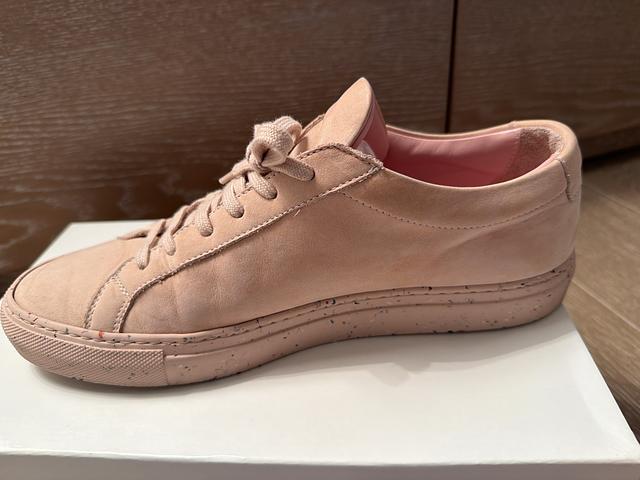 Common Projects Leather Sneakers Size 40