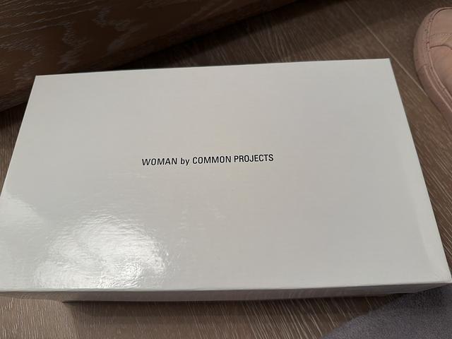 Common Projects Leather Sneakers Size 40