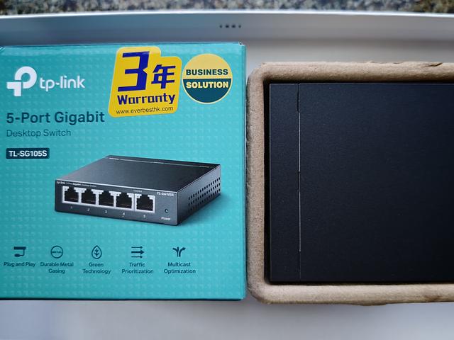 TP-Link 5 Port network switch TL-SG105S