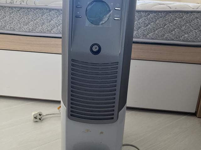 FREE: 2 Sets of Oil Heaters – Perfect for Hong Kon