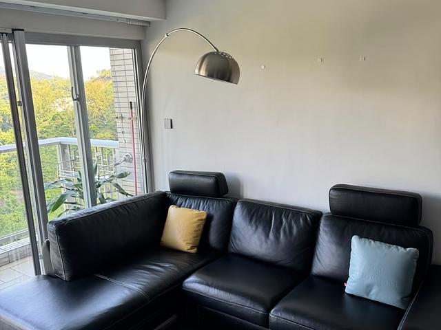 Giormani black leather L-shape sofa