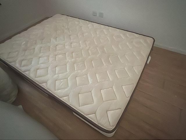 Sealy New Knightsbridge Mattress (Ti Titanium)