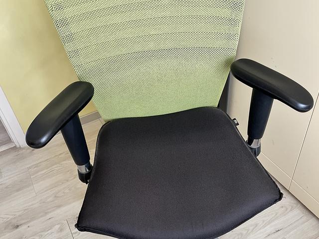 5 wheels study chair