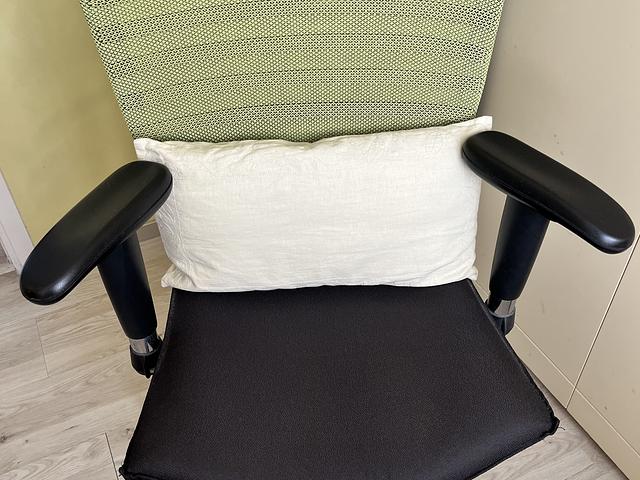 5 wheels study chair
