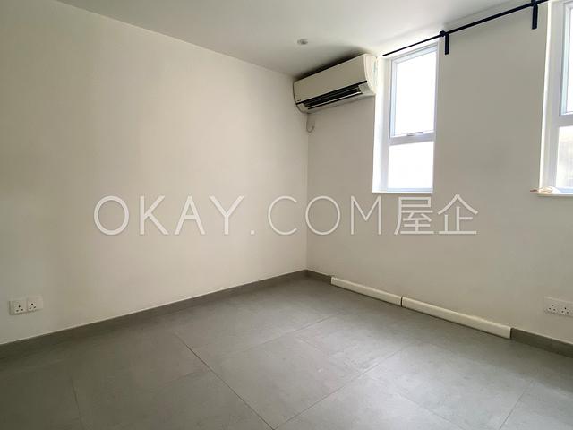 15-17 Village Terrace | 15-17 Village Terrace,