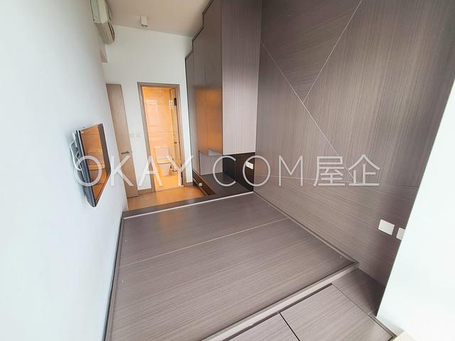 Upton | Upton, Western District - 1 Bed, 2 Bath,