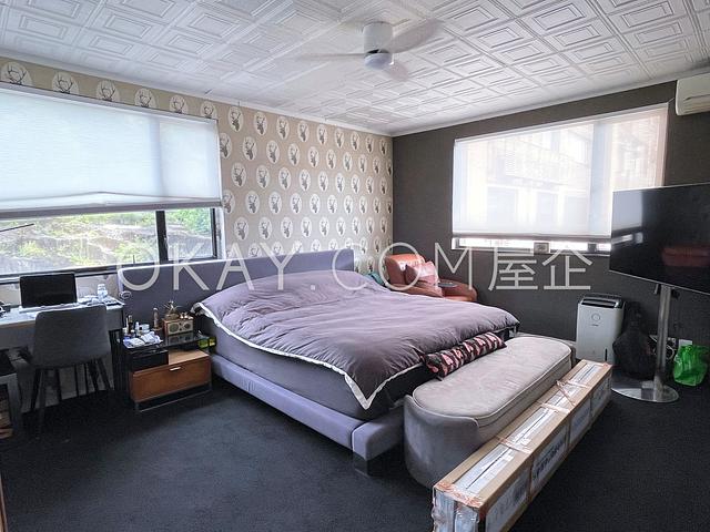 Butler Towers | Butler Towers, Jardine's Lookout -