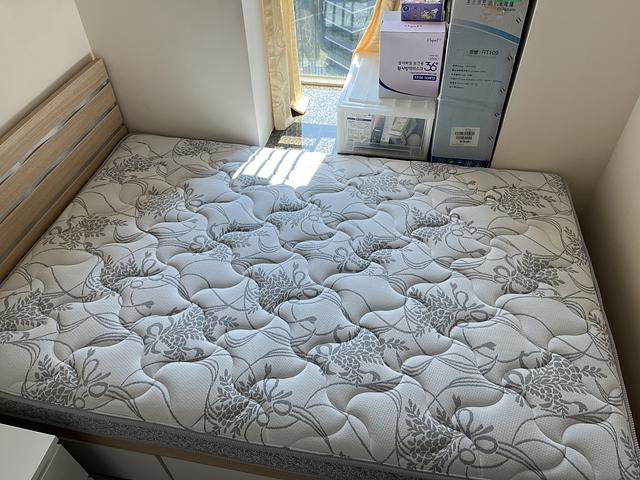 King Koil Double Mattress - Like New