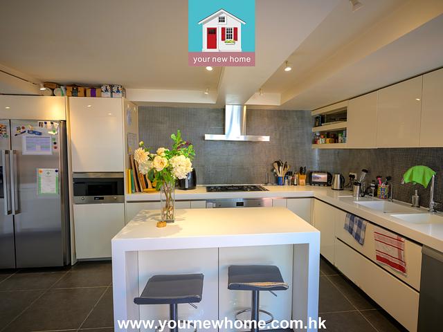 Family House for Sale in Sai Kung