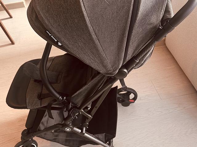Baby stroller used only for two months