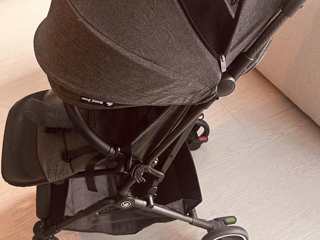 Baby stroller used only for two months