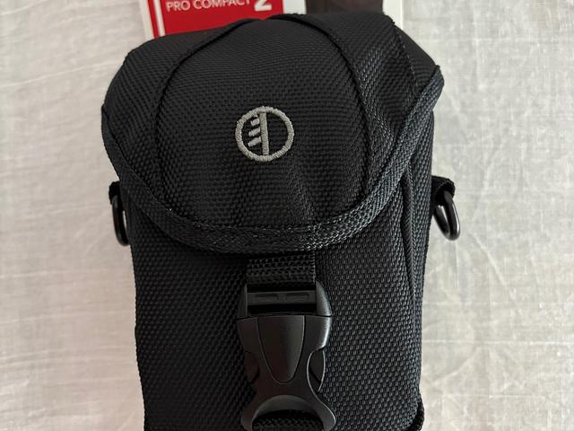 Brand New TAMRAC Pro Compact 2 Camera Bag