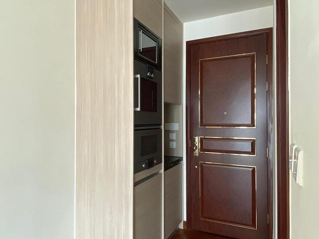 Wanchai above MTR studio with full facilities