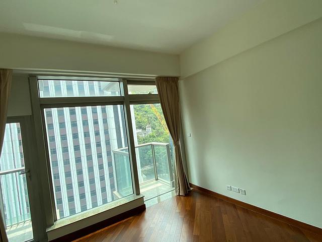 Wanchai above MTR studio with full facilities