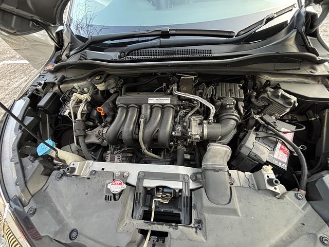 2018 Silver Honda VEZEL 1500cc