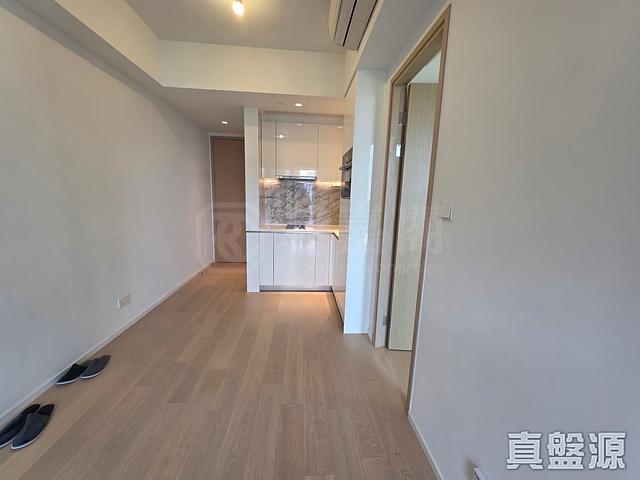 Kai Tak one bedroom flat