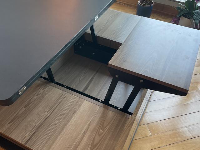 Coffee table turns into dining table 