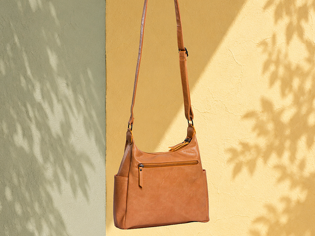 Shoulder Bag (Cognac)