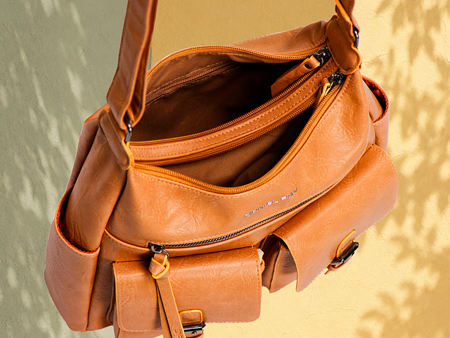 Shoulder Bag (Cognac)