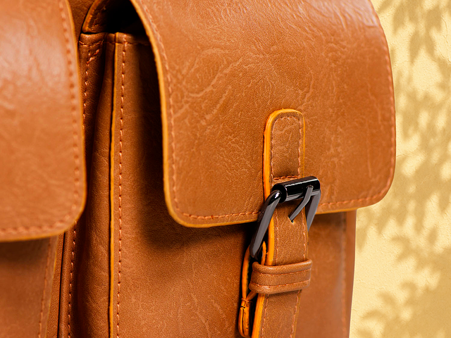 Shoulder Bag (Cognac)