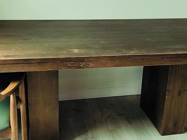 TREE Kotak u dining table 