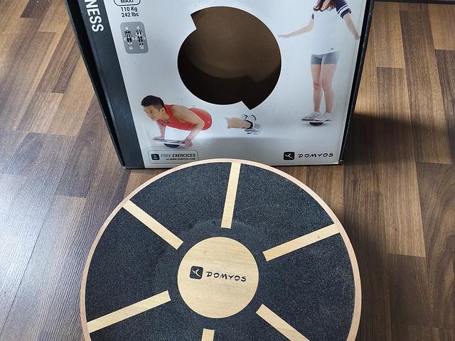 Toning balance board