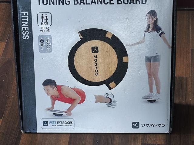 Toning balance board