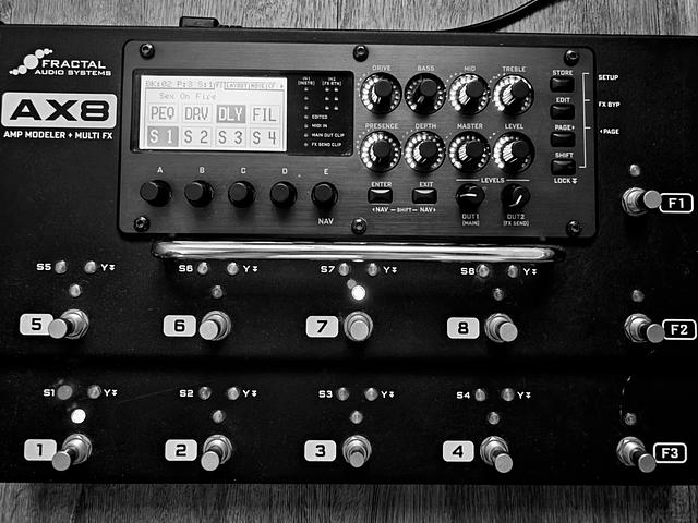 Fractal Audio AX8 Modeller and Multi-Effects