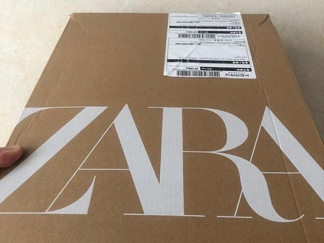 (Brand New with Box) Zara Clutch Bag