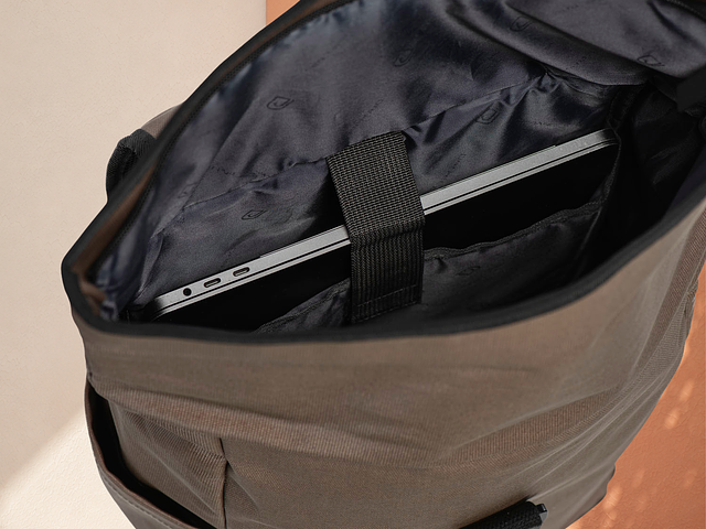 Rolltop backpack (Taupe)