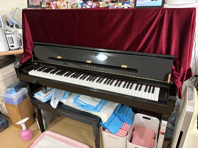 90% off !  Yamaha Upright Piano 