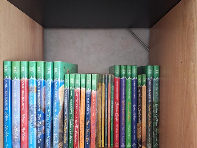 Magic tree story book 
