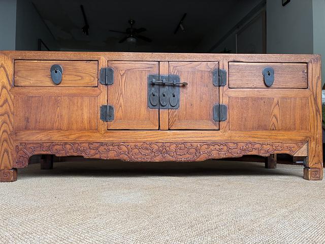 Antique Chinese elm wood cabinet