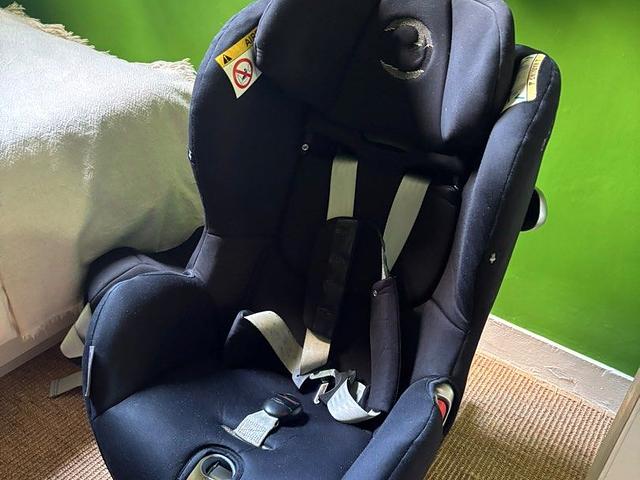 Cybex Car Seat with ISOFIX Base