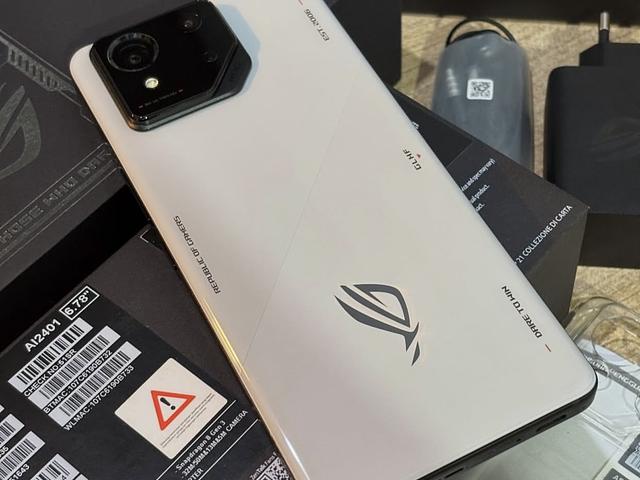 Asus rog phone 8
