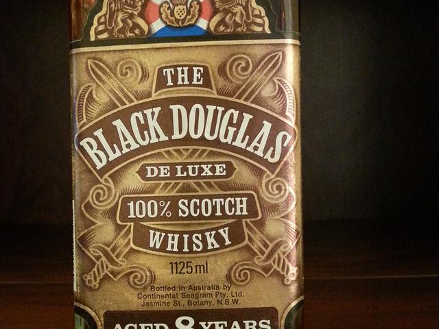 Black Douglas deluxe 100% Scotch Whisky 1.125L 